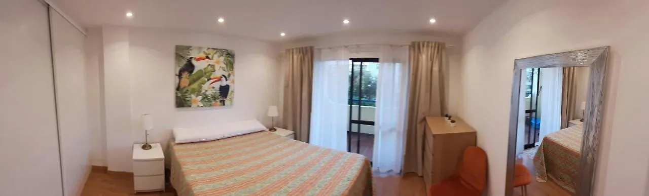 Lägenhet T2 Com 2Wc Em Condominio Com Piscina