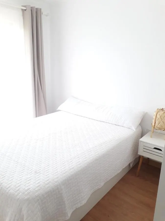 Apartment T2 Com 2Wc Em Condominio Com Piscina